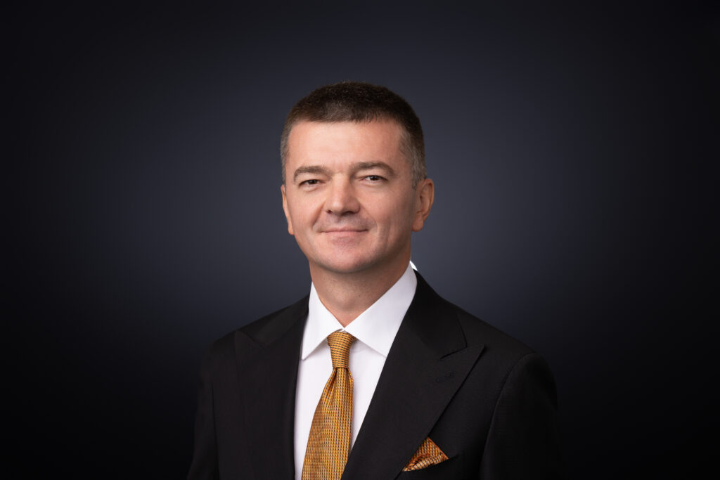 NOVA Power & Gas anunță un program de investiții estimat la 1 miliard de euro și își propune să devină unul dintre cei mai importanți furnizori de energie electrică și gaze naturale din România