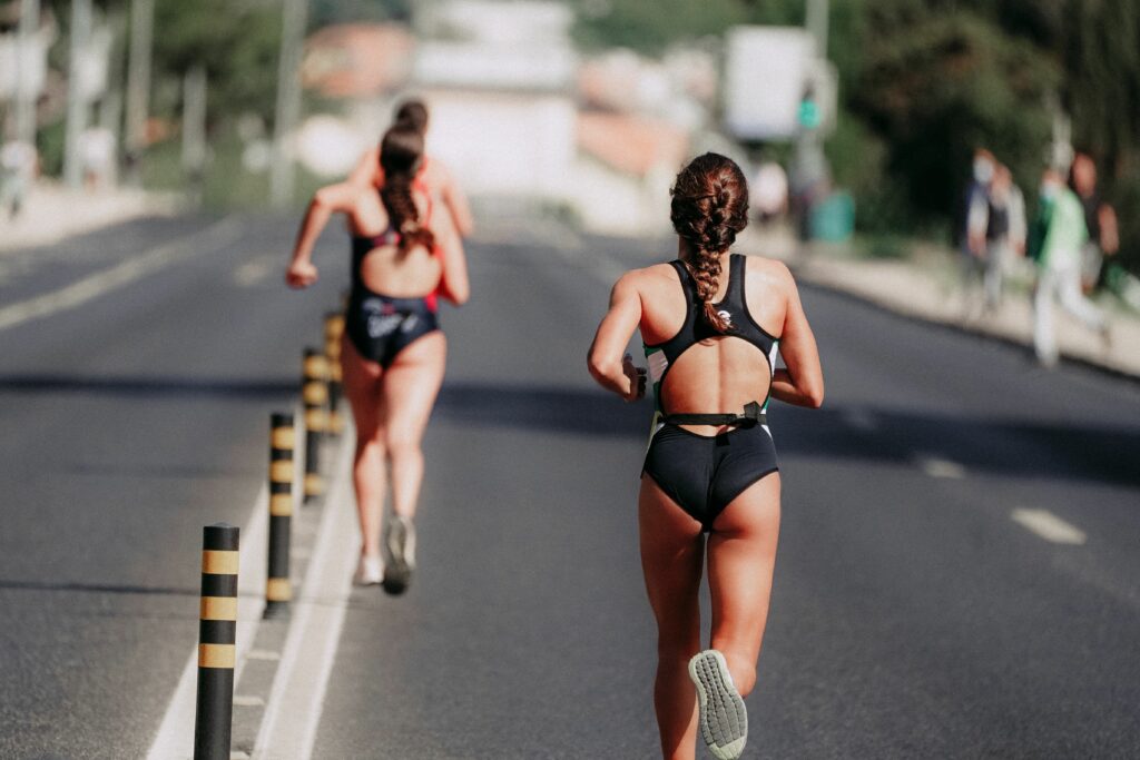 Cum faci sport în siguranță pe caniculă. Recomandările specialiștilor pentru zilele cu temperaturi extreme