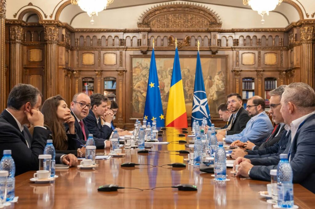 Democrația, educația civică și combaterea dezinformării, în centrul unui raport analizat la Palatul Cotroceni