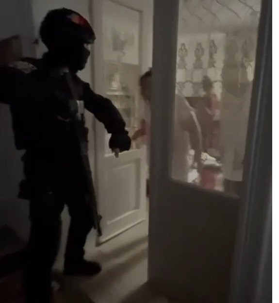 Doi membri ai clanului Cârpaci, reținuți după un caz șocant în Germania. Un român ar fi fost obligat să doneze un rinichi