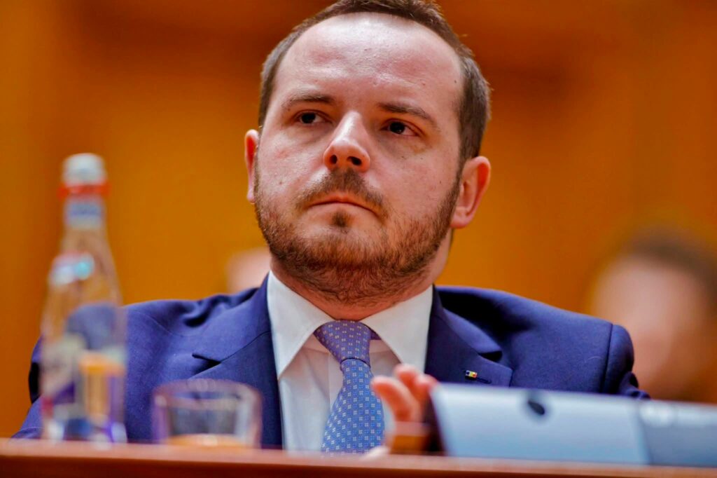Rogobete: Nu voi vota niciodată o lege care duce la scăderea veniturilor personalului medical / Centrul de Radioterapie din Pitești ar putea primi primii pacienți din septembrie
