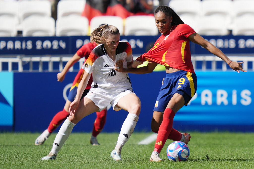 Lovitură pe piața transferurilor în fotbalul feminin: OL Lyonnes o transferă pe Salma Paralluelo, campioană mondială cu Spania și autoare a unei duble în finala Ligii Campionilor