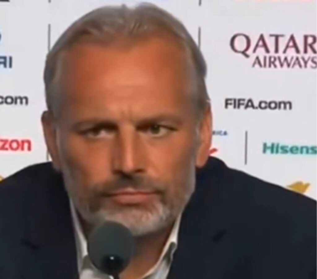 Moment cutremurător la Cupa Mondială. Un selecționer a primit vestea morții tatălui său în conferința de presă