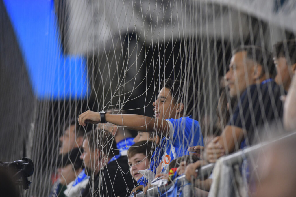 Seară europeană pentru România. Universitatea Craiova și CFR Cluj luptă pentru calificarea în play-off. Cine trasmite meciurile