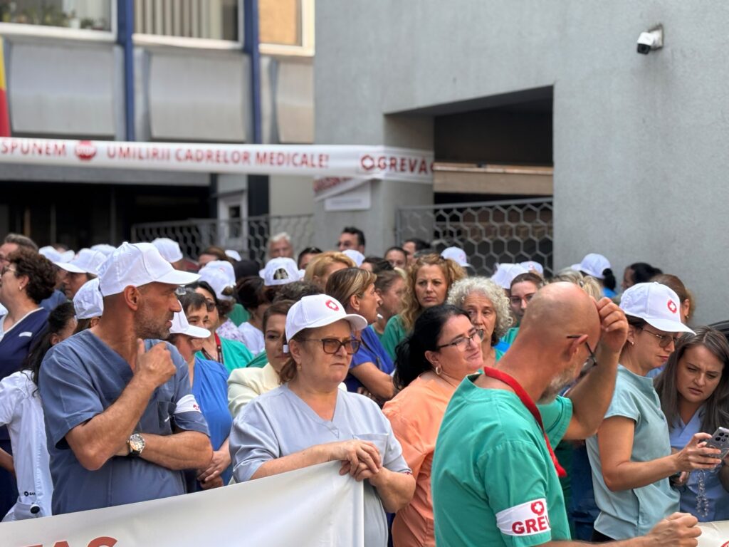 Proteste în sute de spitale din România. Cadrele medicale amenință cu greva generală din 28 iulie. Anunțul federației SANITAS