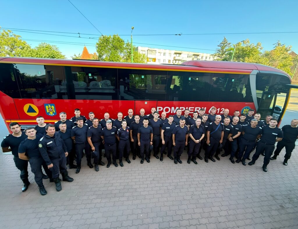 Al treilea schimb de pompieri români pleacă în Franța pentru a continua misiunea de stingere a incendiilor de pădure