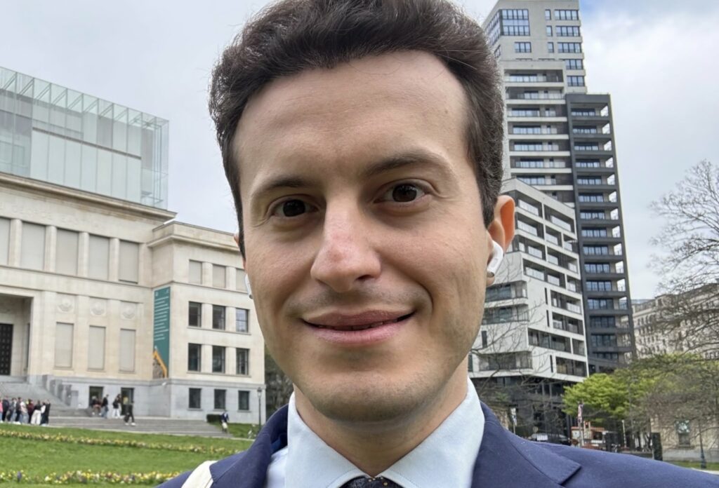 Cine îi va lua locul lui Claudiu Năsui în Parlamentul României. Primul pe lista supleanților USR București
