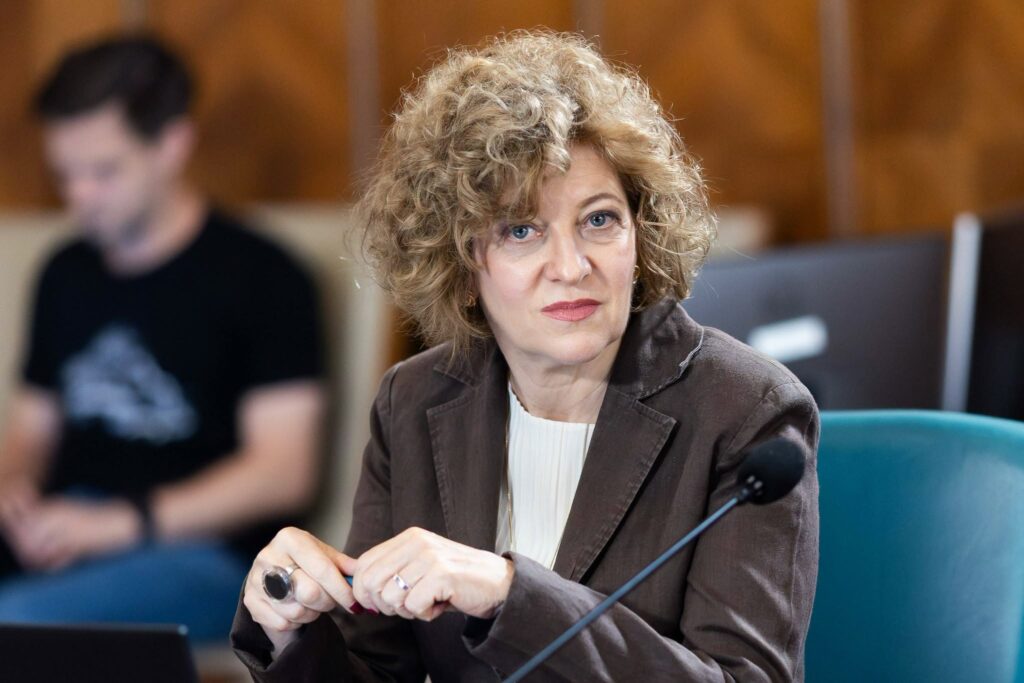 Lider USR, reacție surpriză față de Oana Gheorghiu: "Nu are niciun fel de viziune pe companiile de stat". Cum puteau fi reformate