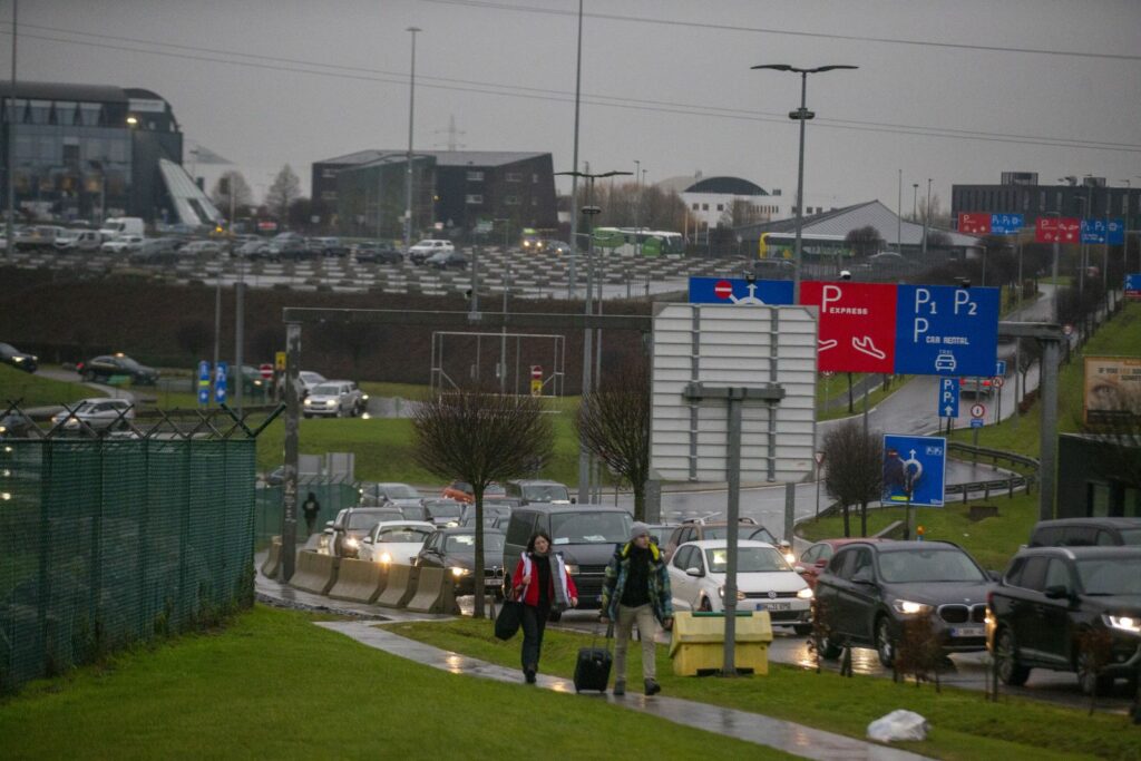 Un aeroport folosit de mii de români se închide complet. Zborurile vor fi suspendate aproape trei luni