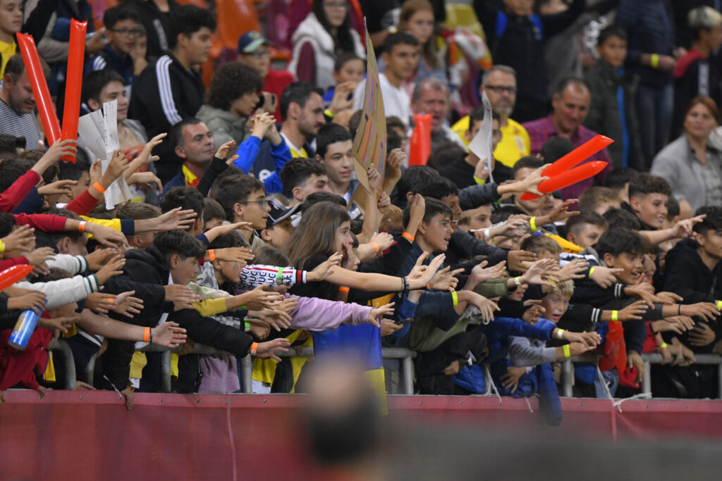 România – Bosnia și Herțegovina se joacă fără spectatori: „Nici copiii nu vor avea acces”