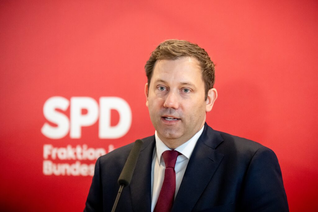 Vicecancelarul Germaniei susține interzicerea AfD, care conduce în sondaje. Cum poate fi interzis partidul de extremă dreapta