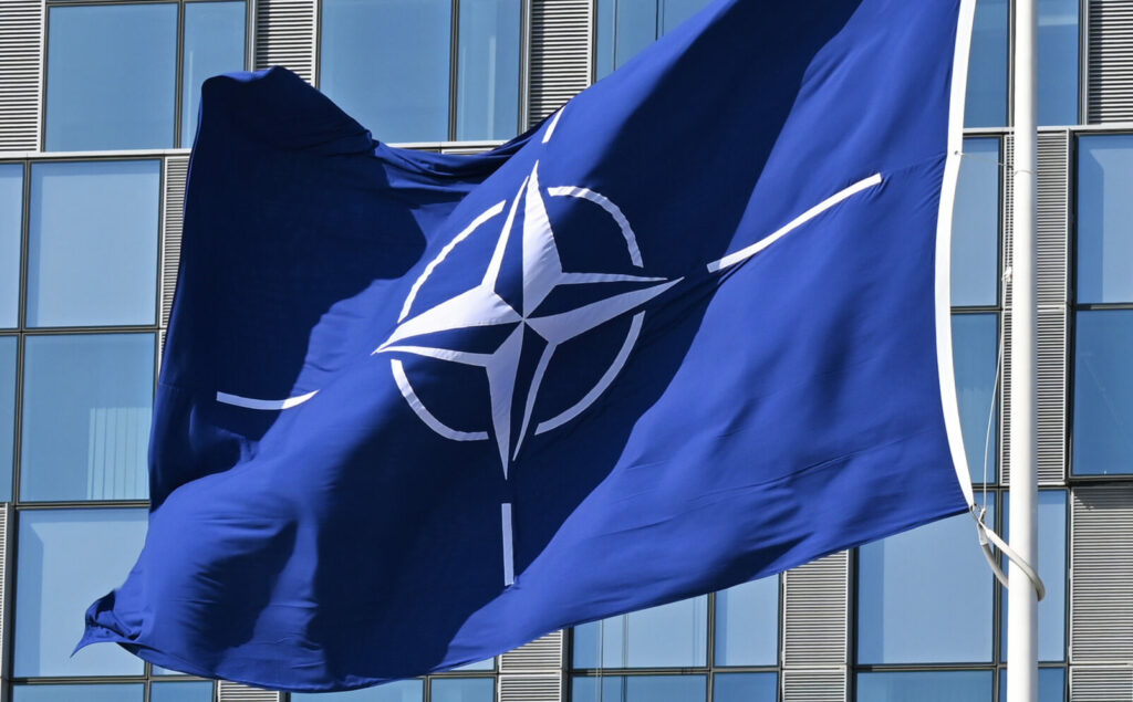 Pentagonul își alege aliații pentru discuțiile despre viitorul NATO. Marea Britanie și Franța, printre țările excluse
