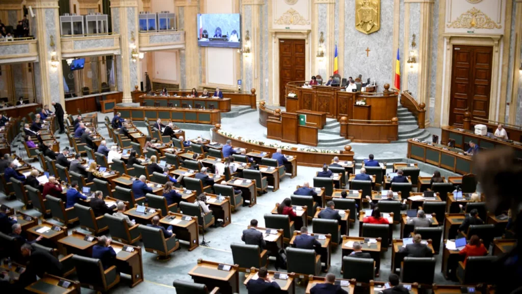 Surprize în AUR și USR, la votul pe noua lege a Integrității. După ce s-au certat 2 săptămâni, aproape toate partidele au votat „pentru”. Ce a făcut Ilie Bolojan