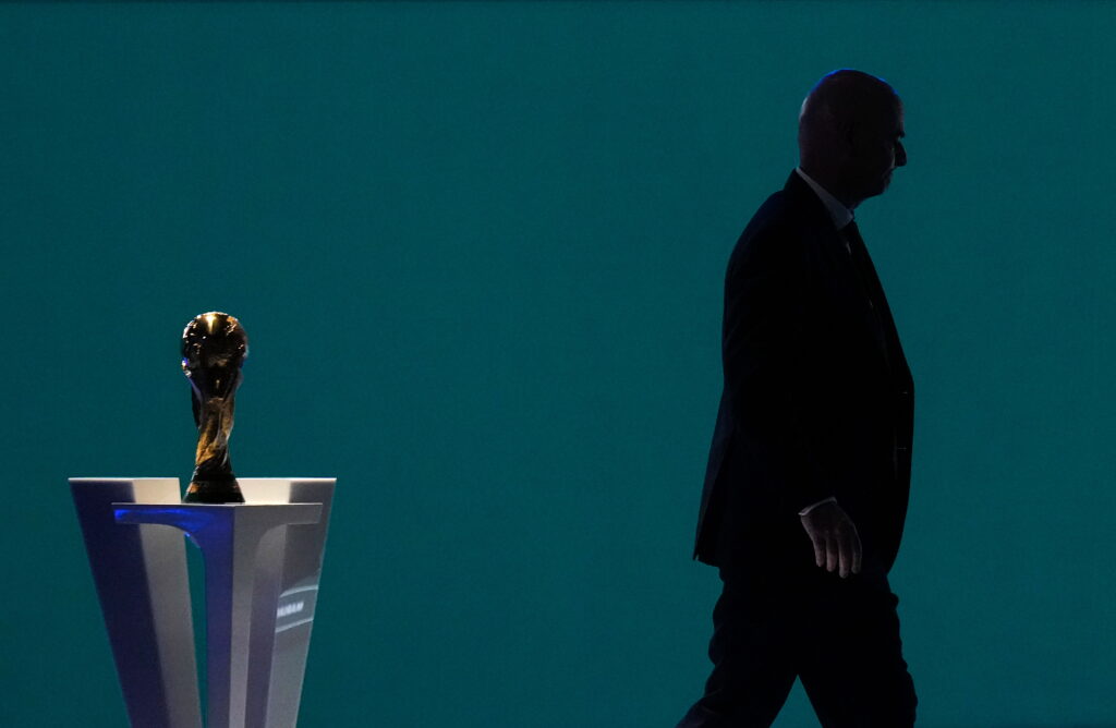 Infantino, sub presiune: Ședință de criză cu înalți oficiali ai FIFA în Maroc, după controversa privind planul de investiții private