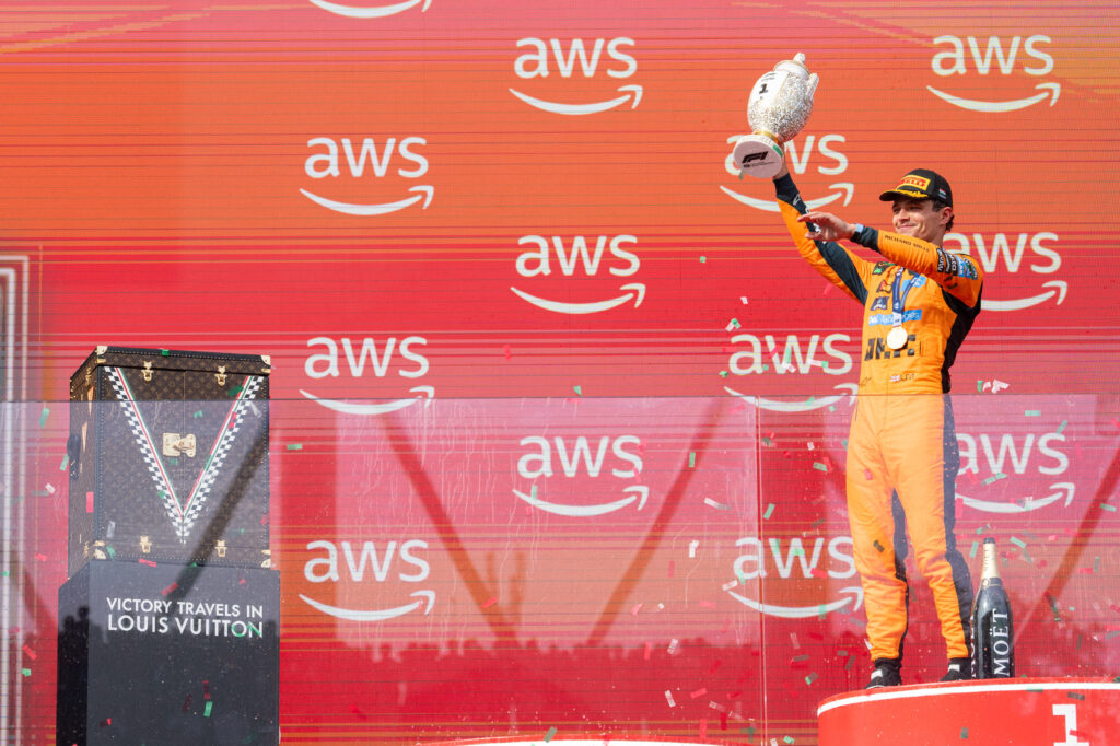 Lando Norris pleacă din pole position în Marele Premiu al Olandei. Britanicul, în fața celor două Mercedes