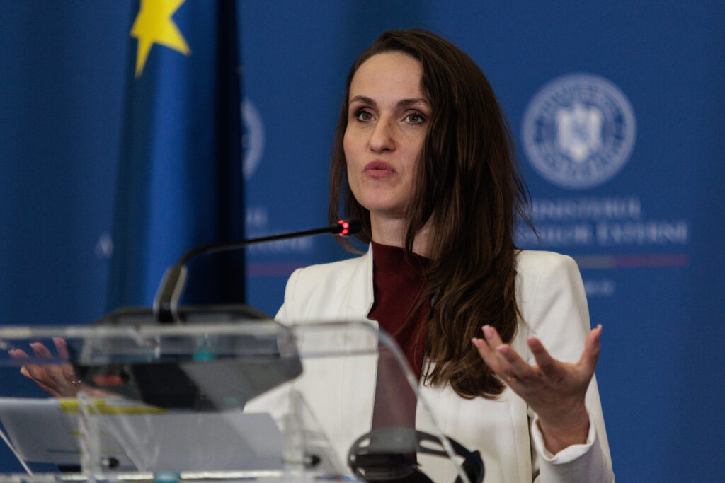 Oana Țoiu, discuții cu omologul din Kazahstan: Am transmis aprecierea noastră deosebită pentru reluarea exporturilor de țiței
