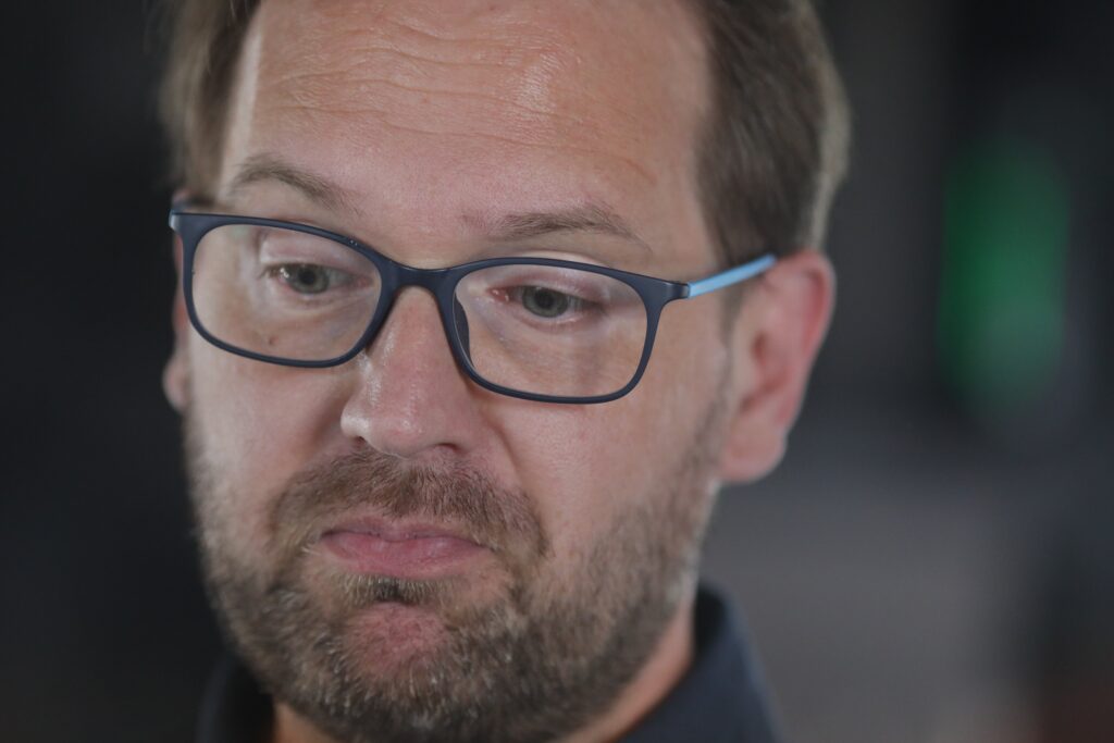 Documente: prefectul USR de Timiș i-a tăiat simbolic cu 10% salariul președintelui USR, înainte de motivarea oficială de condamnare a instanței. ANI nu a răspuns solicitărilor prefectului privind sancțiunea aplicabilă