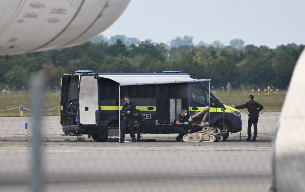 SUA suspectează Rusia că se află în spatele bombei transportate de o dronă la aeroportul Leipzig din Germania