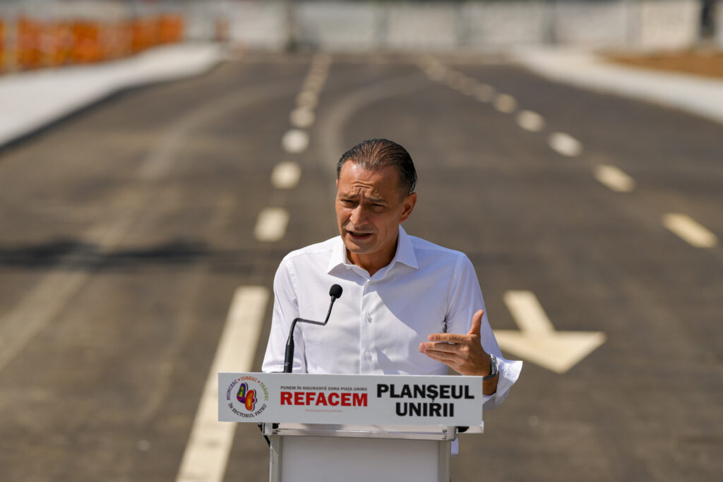 Planșeul Unirii: Circulația rutieră între Splaiul Independenței și Bulevardul Coposu se redeschide marți dimineață