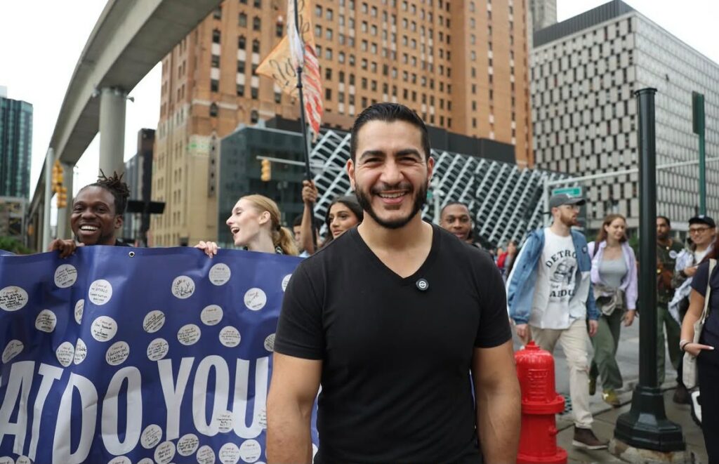 SUA: Progresistul Abdul El-Sayed zguduie Partidul Democrat după victoria din Michigan