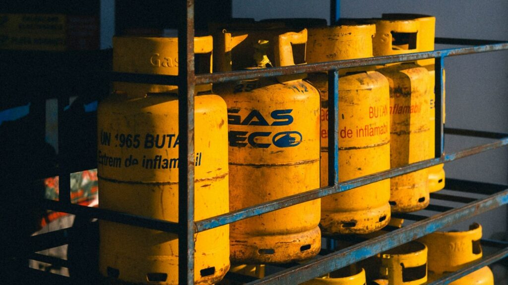 O butelie pe gaz a explodat într-o locuință din județul Timiș