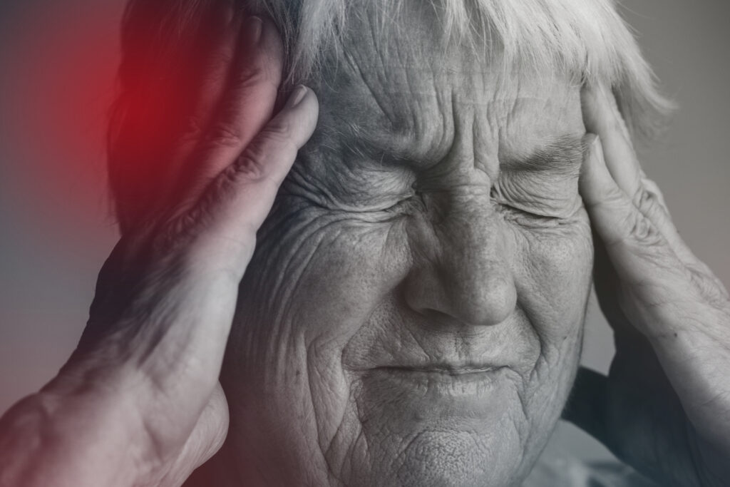 Trei factori de risc pe care îi poți controla ar putea ține demența la distanță cu ani întregi
