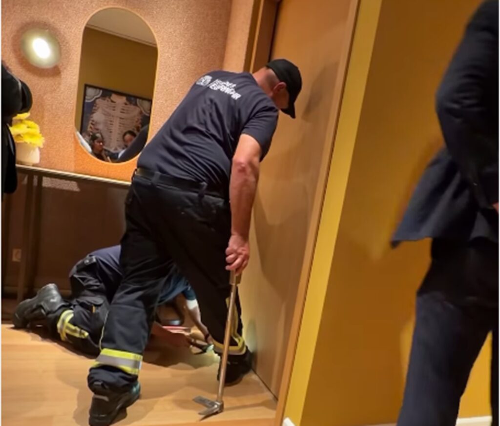 80 de minute blocată în toaleta unui magazin Hermès. Ce a pățit o comediantă cunoscută la Berlin