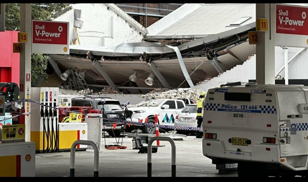 Două persoane, în stare gravă după prăbușirea unei clădiri într-o zonă centrală din Sydney