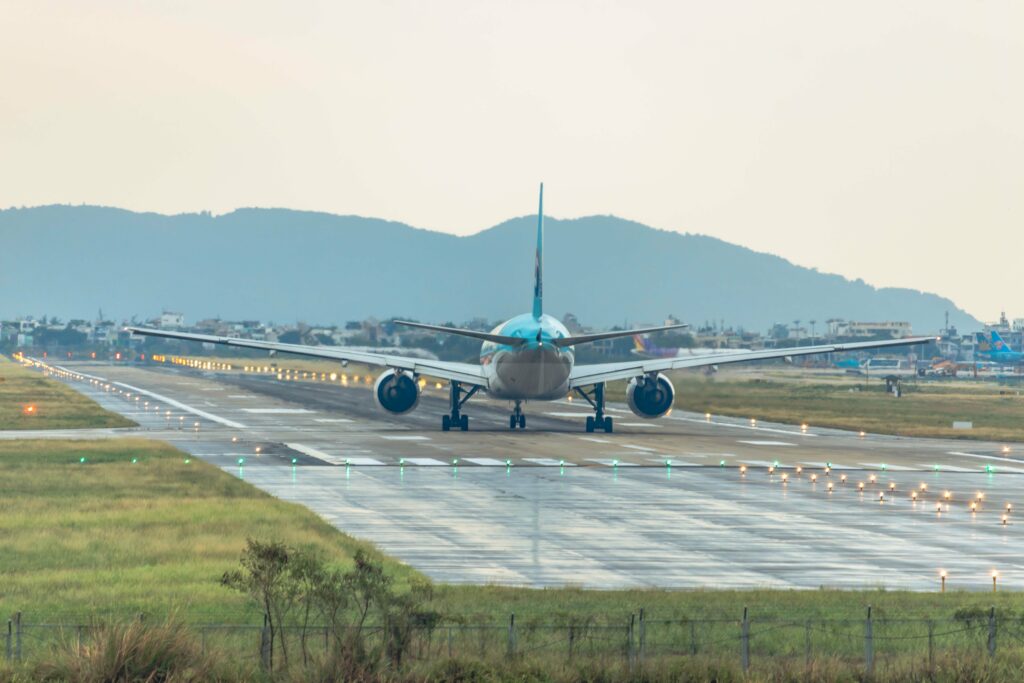 Creșterea temperaturilor ar putea împiedica mai multe avioane să decoleze la timp