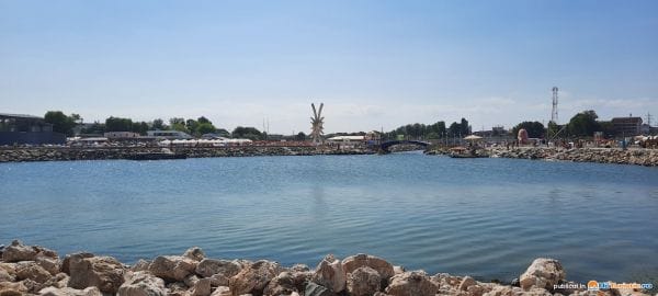 Costineștiul își modernizează infrastructura. Investiții în drumuri, trotuare și parcări pentru o stațiune mai ușor de parcurs (P)