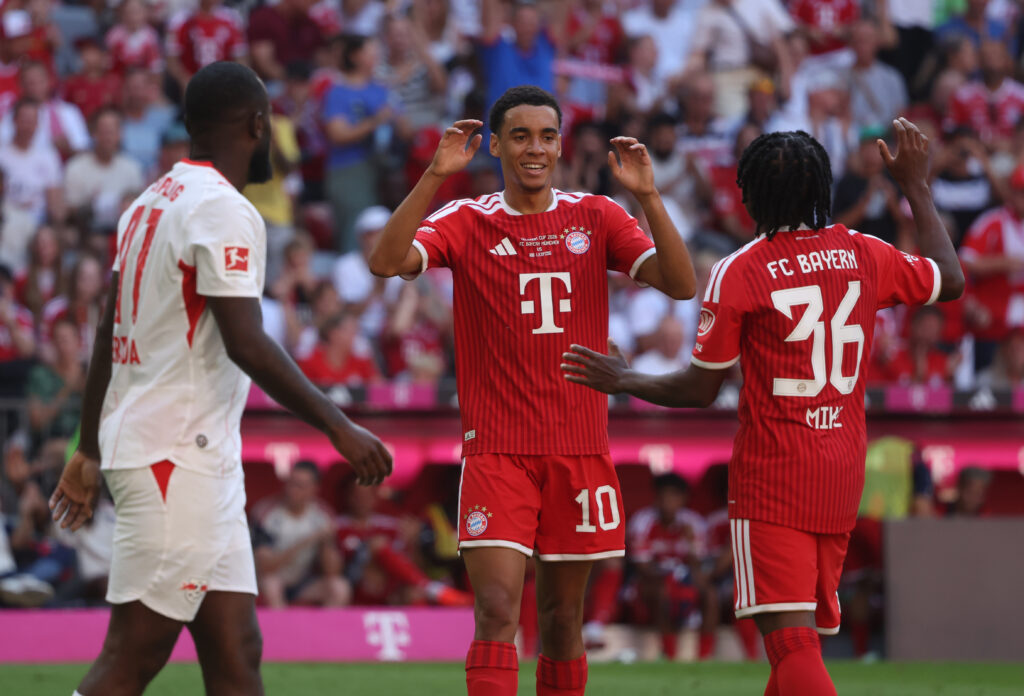Jamal Musiala ratează debutul lui Bayern în Bundesliga, după episoadele medicale din perioada de pregătire