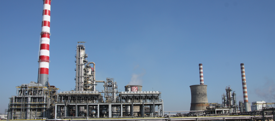 Șeful Petrotel-Lukoil confirmă că gigantul petrolier a solicitat autorităților americane emiterea unei licențe specifice pentru repornirea rafinăriei. Argumentele oficiale