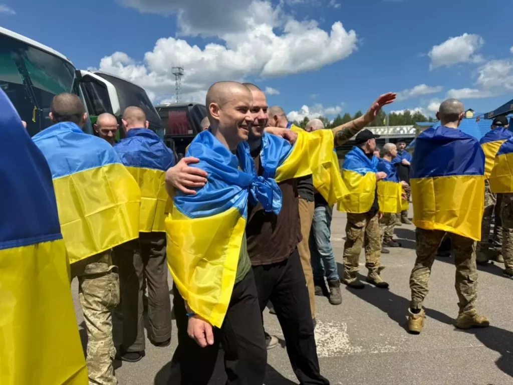 Rusia și Ucraina pregătesc un nou schimb major de prizonieri de război