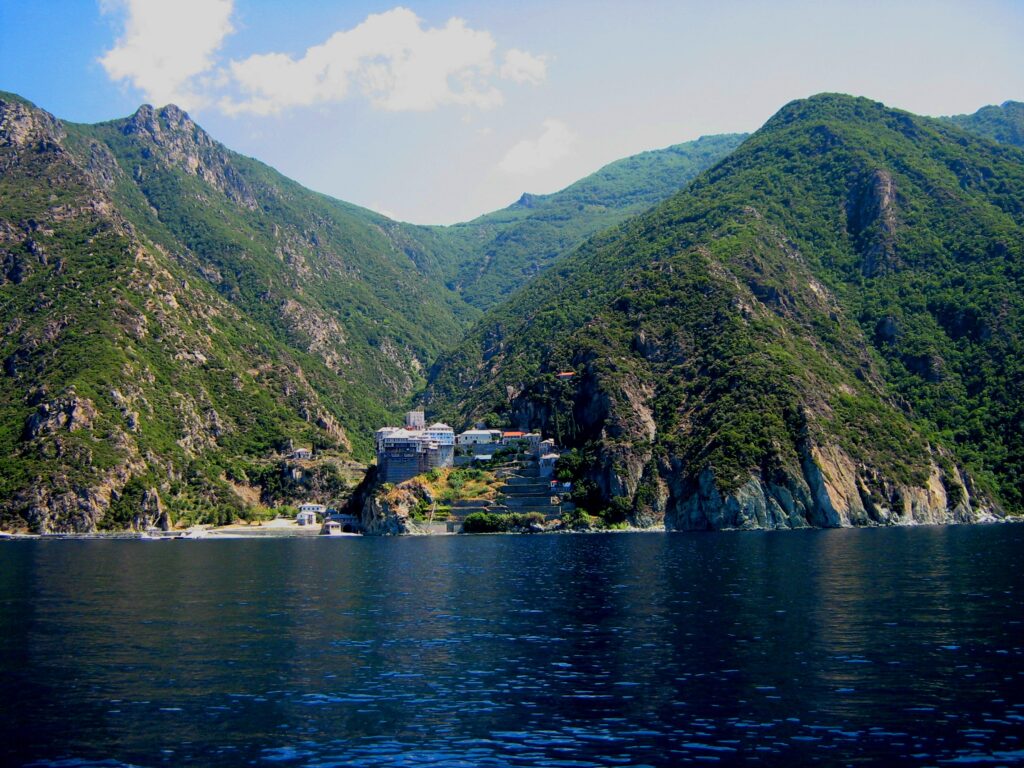 Case de vacanță pe coasta Greciei, de la 2.500 de euro: Halkidiki, cea mai căutată destinație