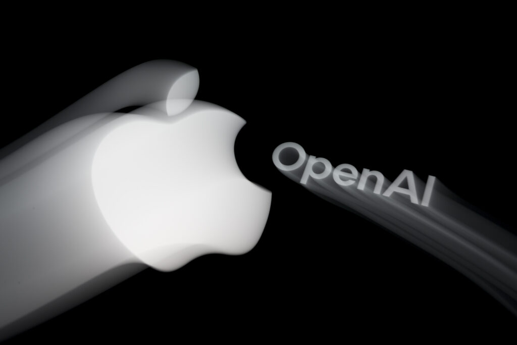 OpenAI acuză Apple că a prezentat informații false în procesul privind presupuse secrete comerciale