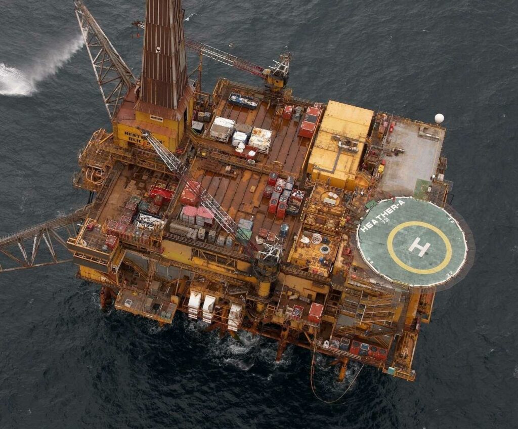 Marea Nordului își închide sondele petroliere. 1.500 de puțuri trebuie dezafectate