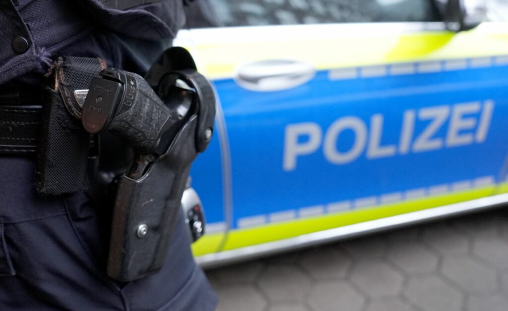 Depozit secret cu arme, descoperit lângă Berlin. Anchetatorii verifică o posibilă operațiune coordonată de Rusia