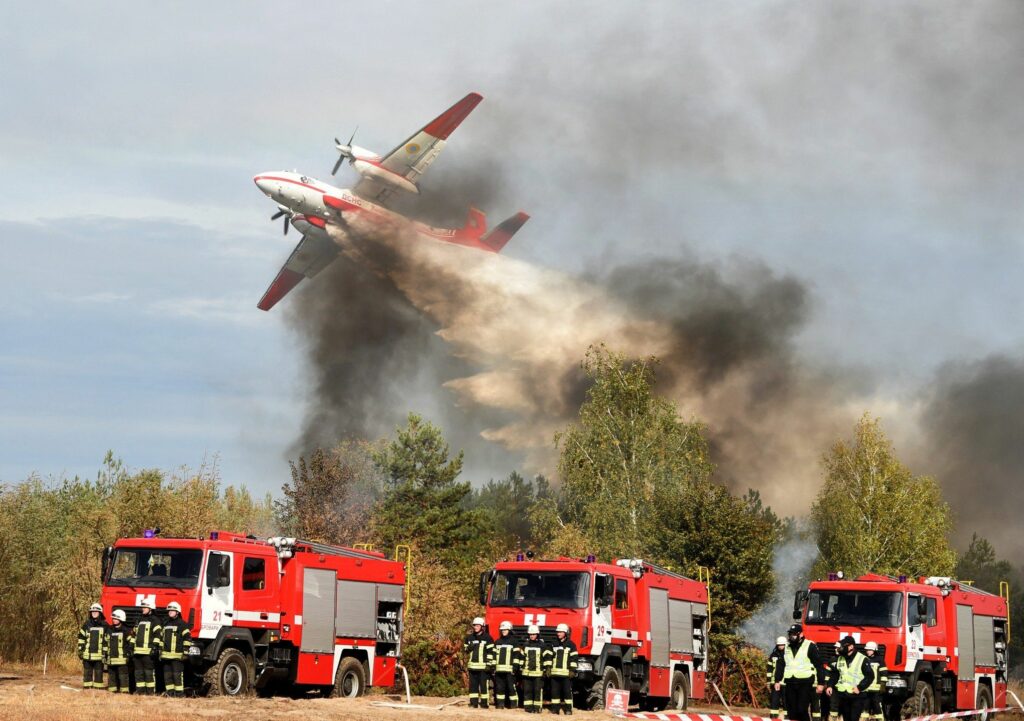 Ucraina sprijină Franța în lupta cu incendiile de pădure. Macron: "Mulțumesc, Ucraina"