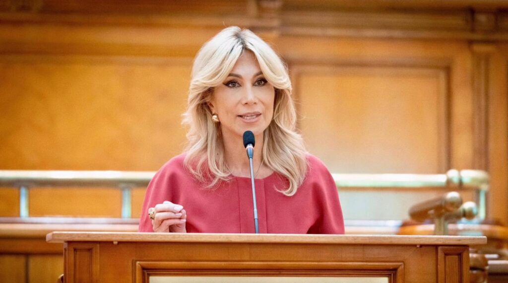 Raluca Turcan: PSD și AUR au găsit voturi să demită Guvernul Bolojan, dar nu și să formeze altul. „160 de zile de nimic”