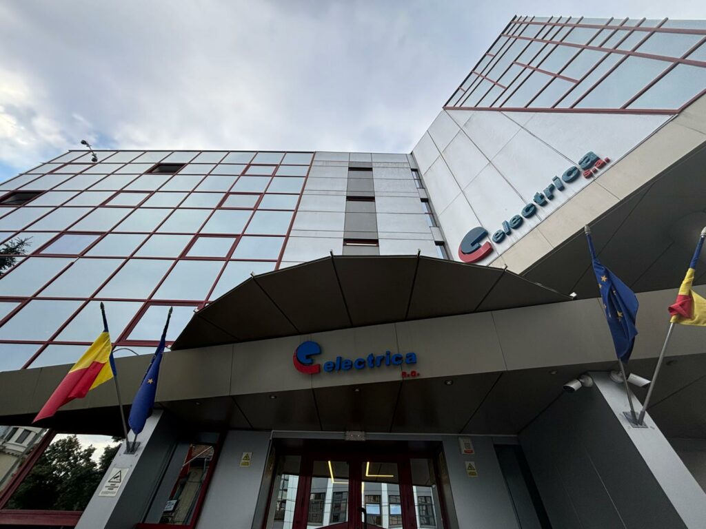 Electrica a semnat contractul pentru noua centrală de cogenerare de la Craiova. Energia termică produsă aici va alimenta peste 53.000 de locuințe, companii și instituții publice