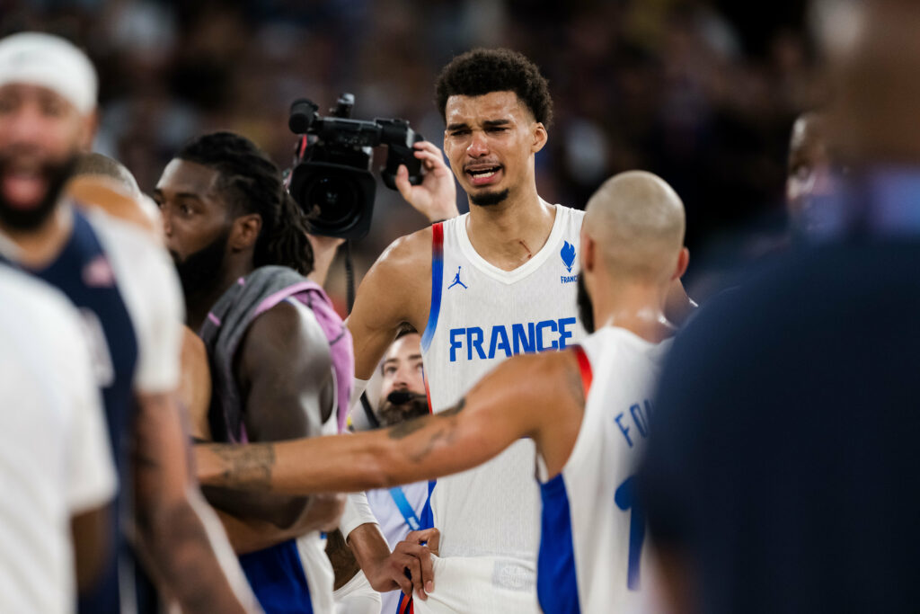 Victor Wembanyama, medaliat cu argint olimpic cu Franța, visează la titlul mondial la baschet în 2027