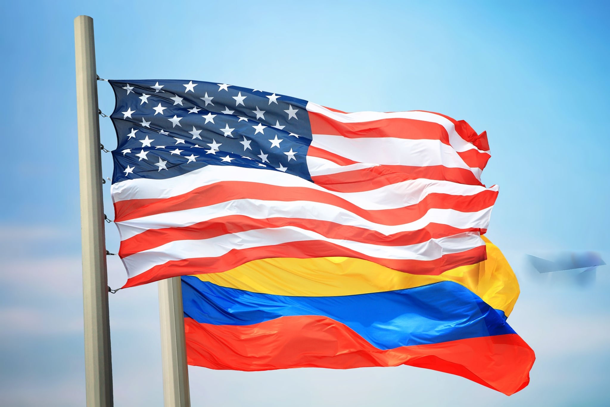 SUA anunță un ajutor de 1 miliard de dolari pentru Columbia, după ce favoritul lui Trump a fost învestit ca președinte