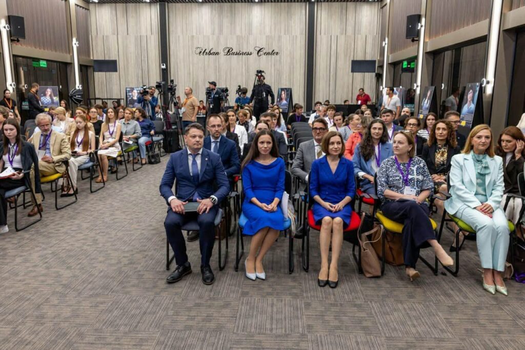 Mirabela Grădinaru, la Chișinău, despre siguranța copiilor în mediul digital: „Fără măsuri de protecție, poate deveni dăunătoare”