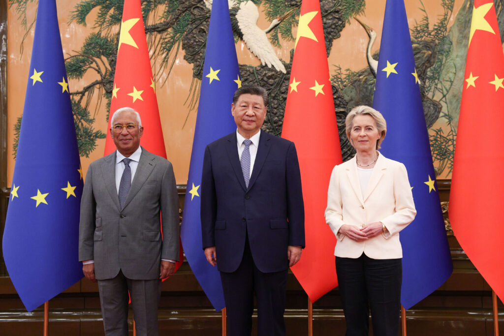 Von der Leyen: Relația comercială cu China a ajuns la „punct critic”. Deficit de un miliard de euro pe zi