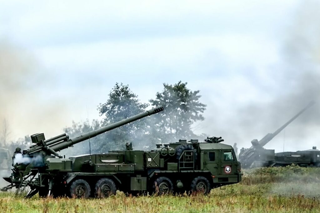 Manevre militare la granița NATO: Belarus trimite tancuri și trupe lângă Polonia și Lituania