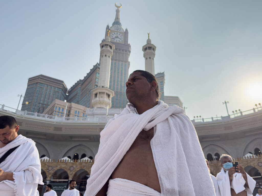 Arabia Saudită susține că a doborât o dronă a rebelilor Houthi care se îndrepta spre Mecca. „Este o linie roșie”