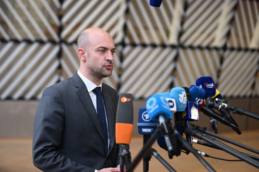 Franța reacționează la acuzațiile Berlinului și îl convoacă pe ambasadorul Moscovei la Paris