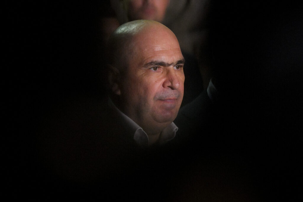Ancheta întâlnirii secrete Bolojan – șefa CCR intră în linie dreaptă. Cine va fi audiat. Toate imaginile video trebuie predate