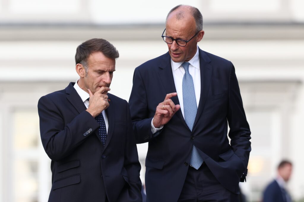 Franța și Germania se ceartă pe apărarea Europei. Divergențele dintre cele două puteri blochează proiecte strategice