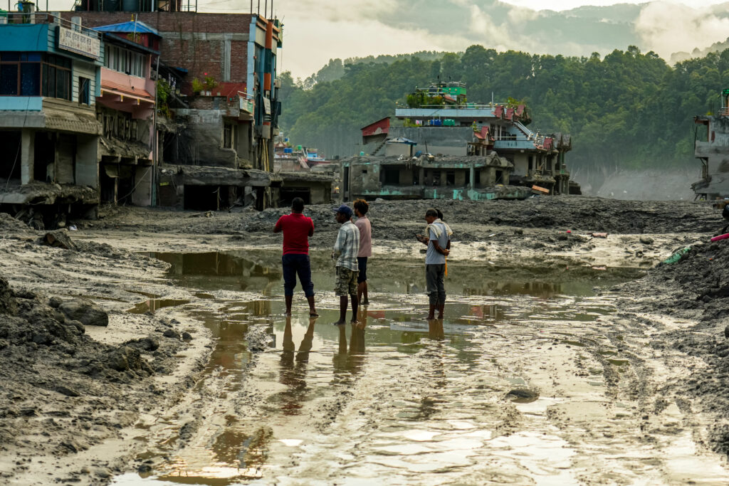 Nepal cere despăgubiri de la cei mai mari poluatori, China, SUA și India, după inundațiile devastatoare